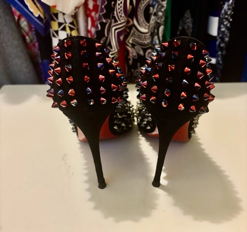 EU36 Christian Louboutin Tacón Degradado Negro Rojo Puntera Punta Suela Roja Tacones Altos Foto 4 de 4