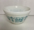 Vintage Pyrex Bowl Amish Butter print 401  1 1/2 Pint Trade Mark 37
