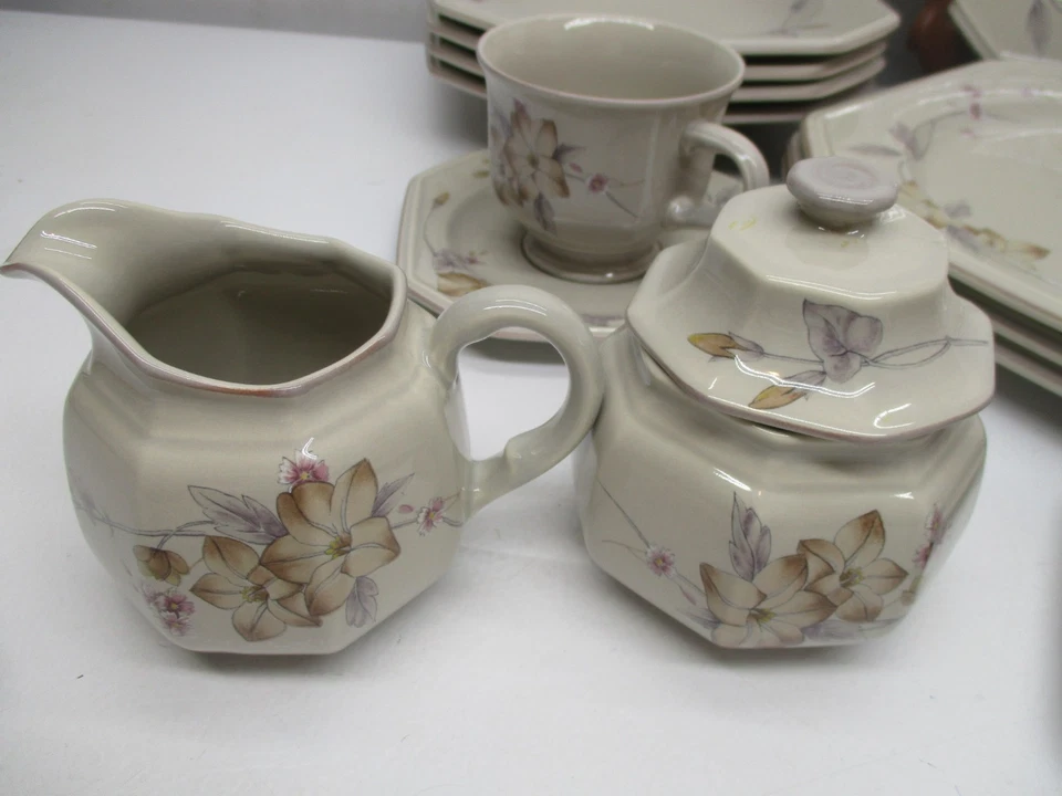 Mikasa Continental Woodland F3752 (servicio para 4) más azúcar y crema (22 piezas) Foto 3 de 4