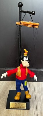 Walt Disney s Goofy By The Bob Baker Marionettes W/Stand FREE SHIPPING