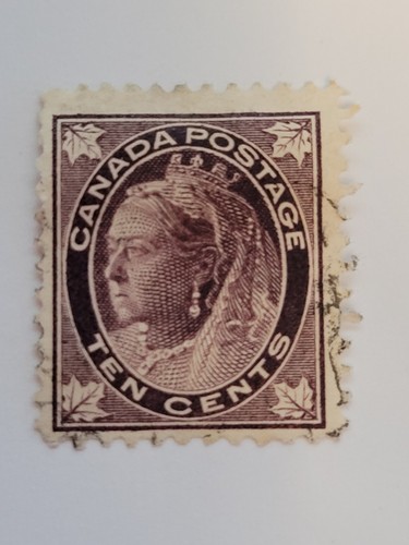 1897 Canada Post 10c Queen Victoria Stamp - Picture 1 of 2