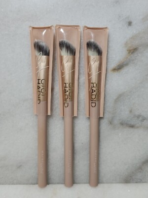 3-Maybelline New York GiGi Hadid Makeup Eyeshadow Brush #GG17  NEW