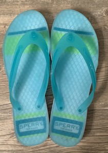 sperry jellyfish flip flops