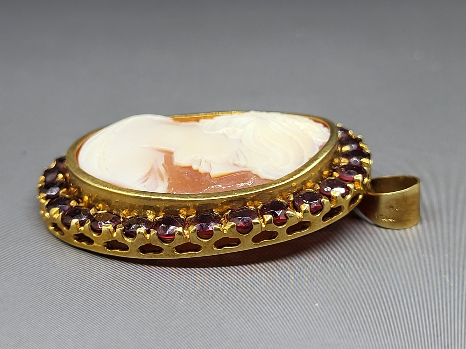 Victorian Ruby Garnet Surrounded Carved Shell Cam… - image 6