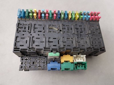 Audi 80 90 B3 1990 Benzin Sicherungskasten 357937039 AMB13112