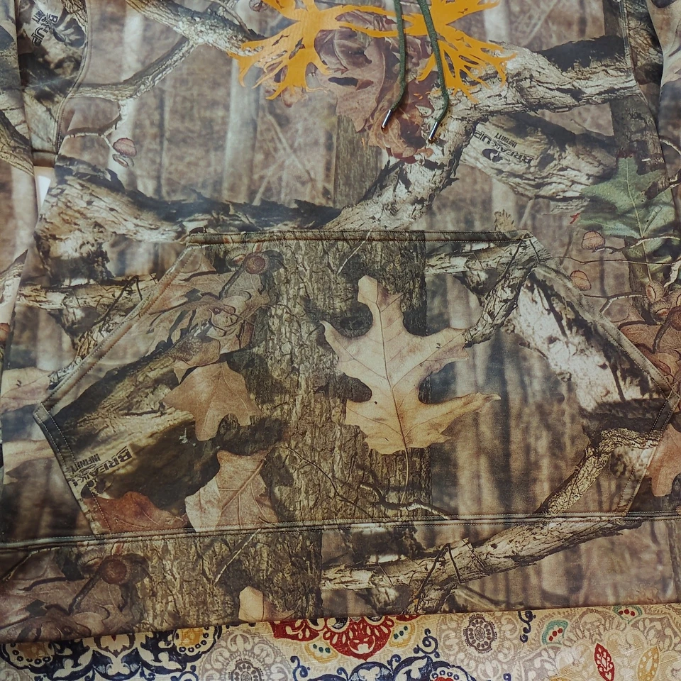 Under Armour RealTree Camo Hunting Pullover Polyester Fleece Hoodie Size SM  - Image 3 of 4