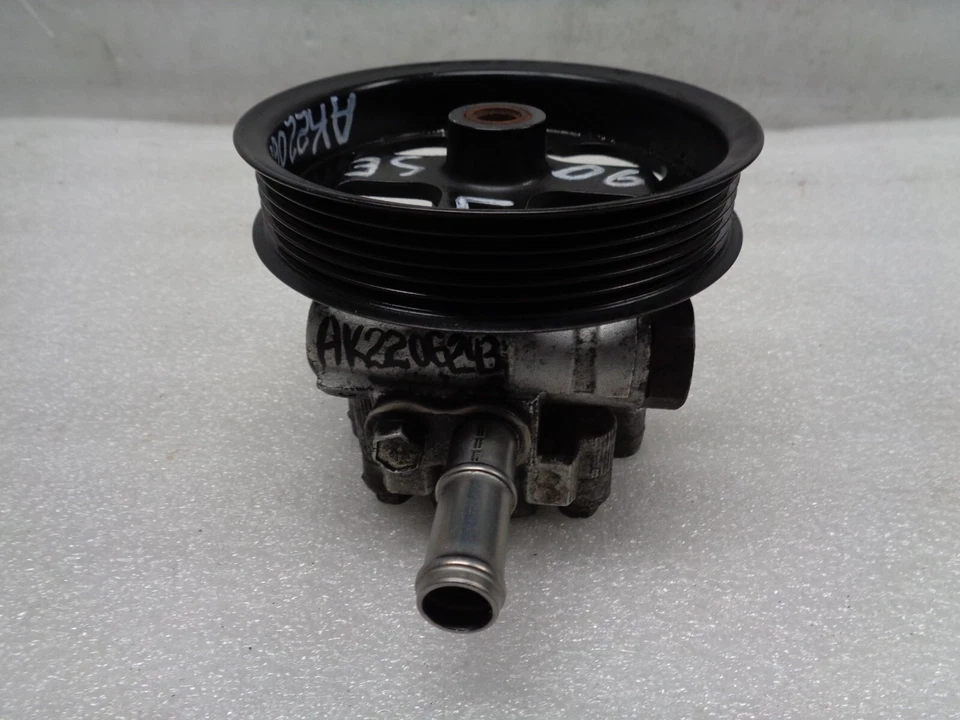 Bomba de dirección asistida Land Rover LR3 2005-2009 QVB500390 OEM AK2206243 Foto 4 de 4