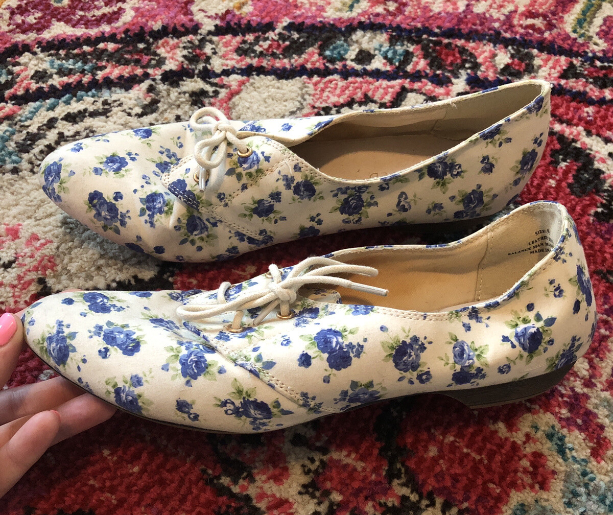 RESTRICTED Sz 9.5 Womens Floral Tie Oxford Flat Shoe Love Shack Fancy