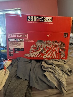 Brand New In Box Never Had Finger Print Layed Any of The Tools In Your Hand