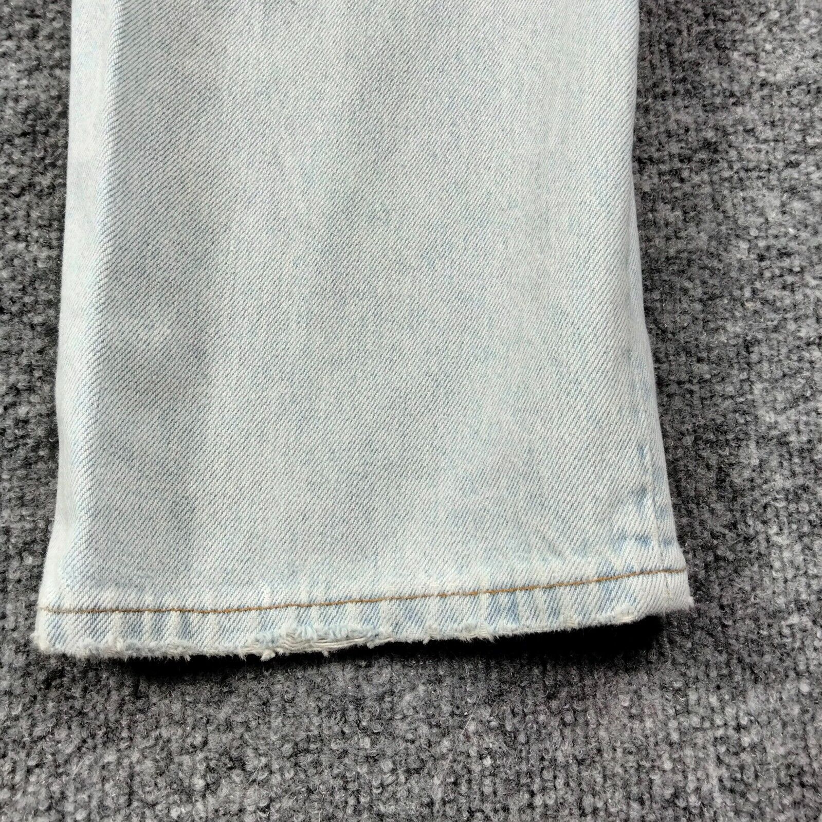 Vintage Levis 501 Jeans Mens 34x32 (Fits 32x31) B… - image 9