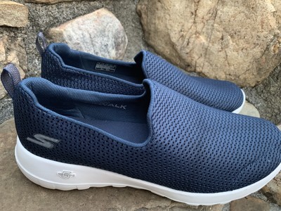 skechers on the go retro