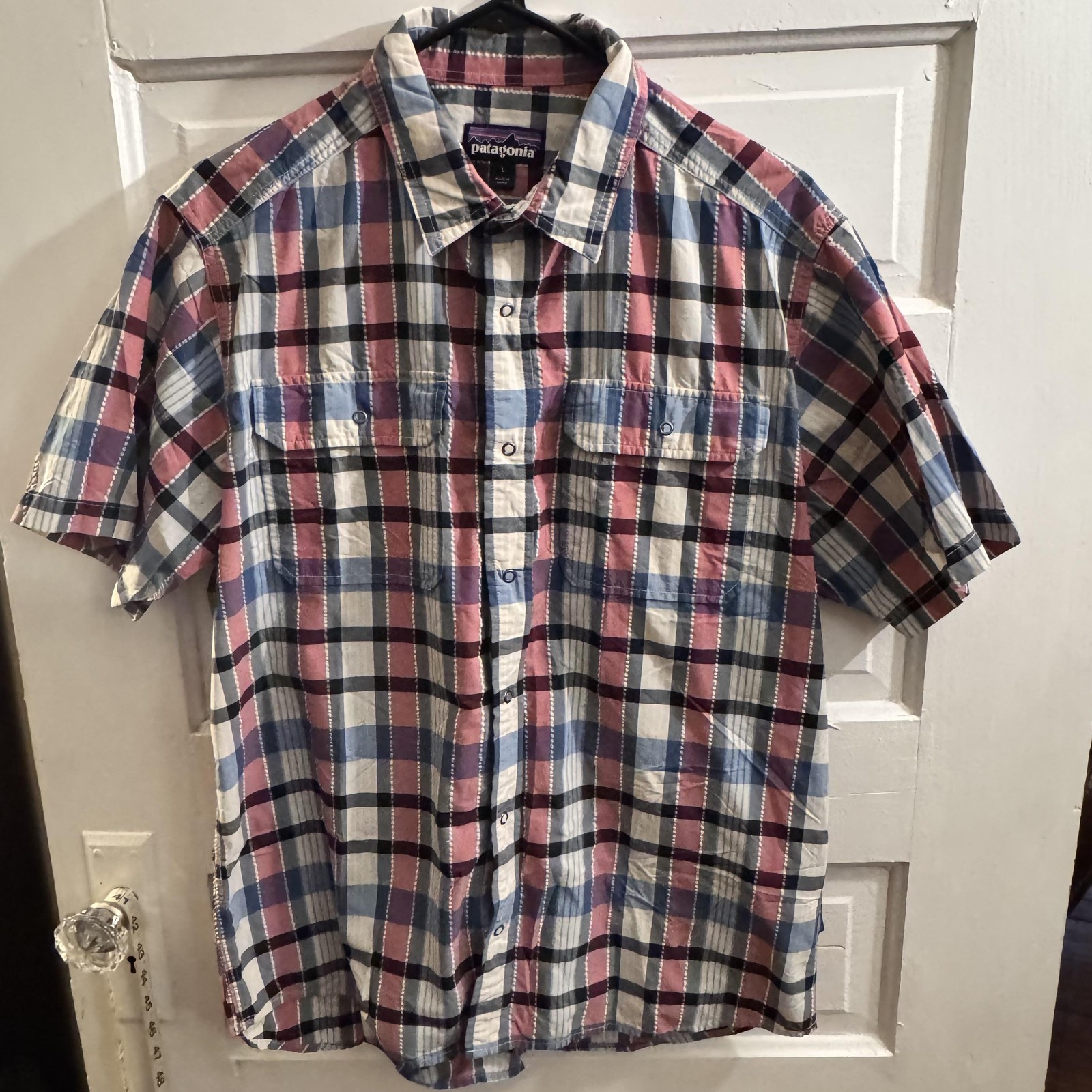 Patagonia Shirt Mens Large Red Blue Plaid Short Sleeve Button Front Nylon