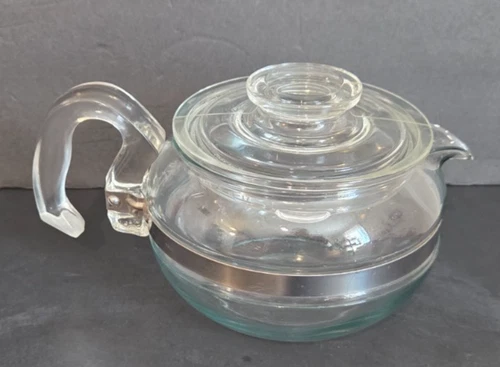 Vintage Pyrex 8446B 6-Cup Flameware Glass & Stainless Teapot Coffee Pot w/ Lid