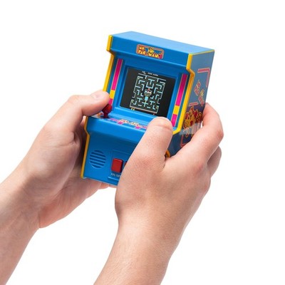 Basic Fun Mini Ms. PacMan   RetroHandheldSpiel mit Joystick, Farbdisplay und ...