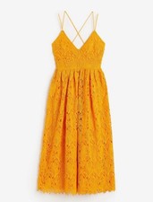 HM LACE DRESS Dark Mustard Yellow Size Small NEW NWT V-Neck