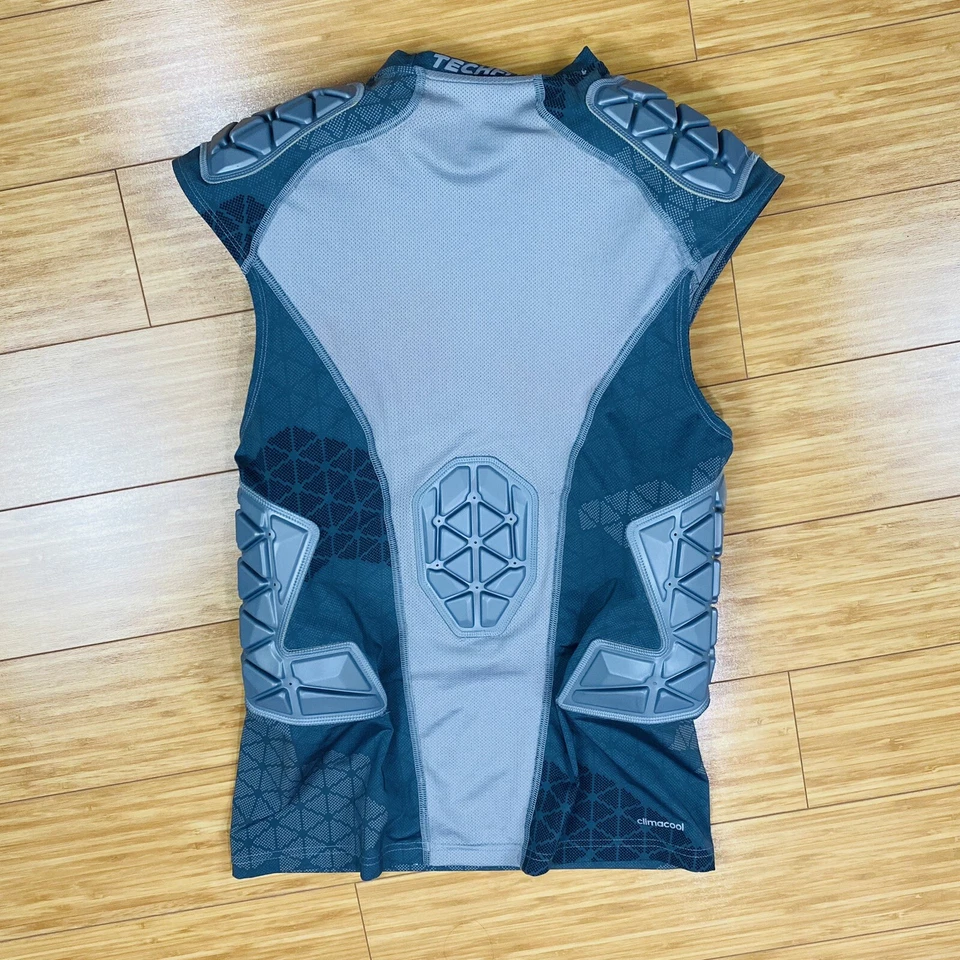 Men's Adidas Techfit Football Grey Shirt Size X-Large - Image 2 of 4