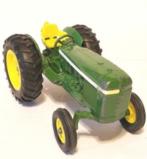 Vintage ERTL JOHN DEERE Wide Front TRACTOR