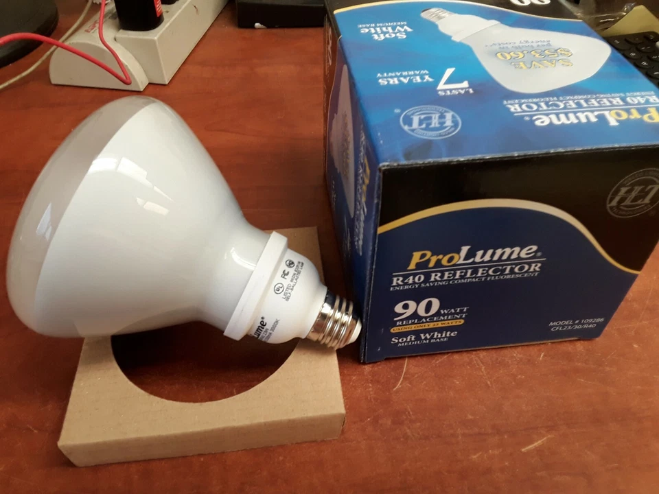 ProLume 109286 R40 Reflector Indoor Flood 5K Fluorescent Bulbs  - Image 2 of 3