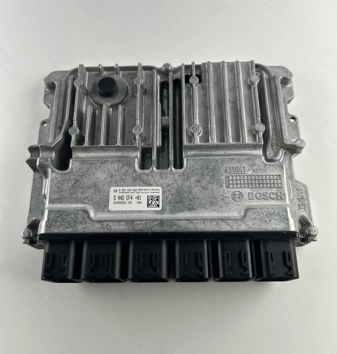 BMW Bosch DME Engine Control Module ECU 0261S105W2 5A40 EF4-01 Pre-Owned photo 1