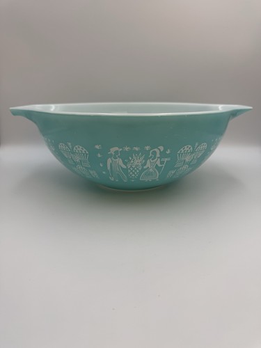 VINTAGE Turquoise PYREX Amish Butterprint 444 Cinderella 4Qt Mixing Nesting Bowl - Image 1