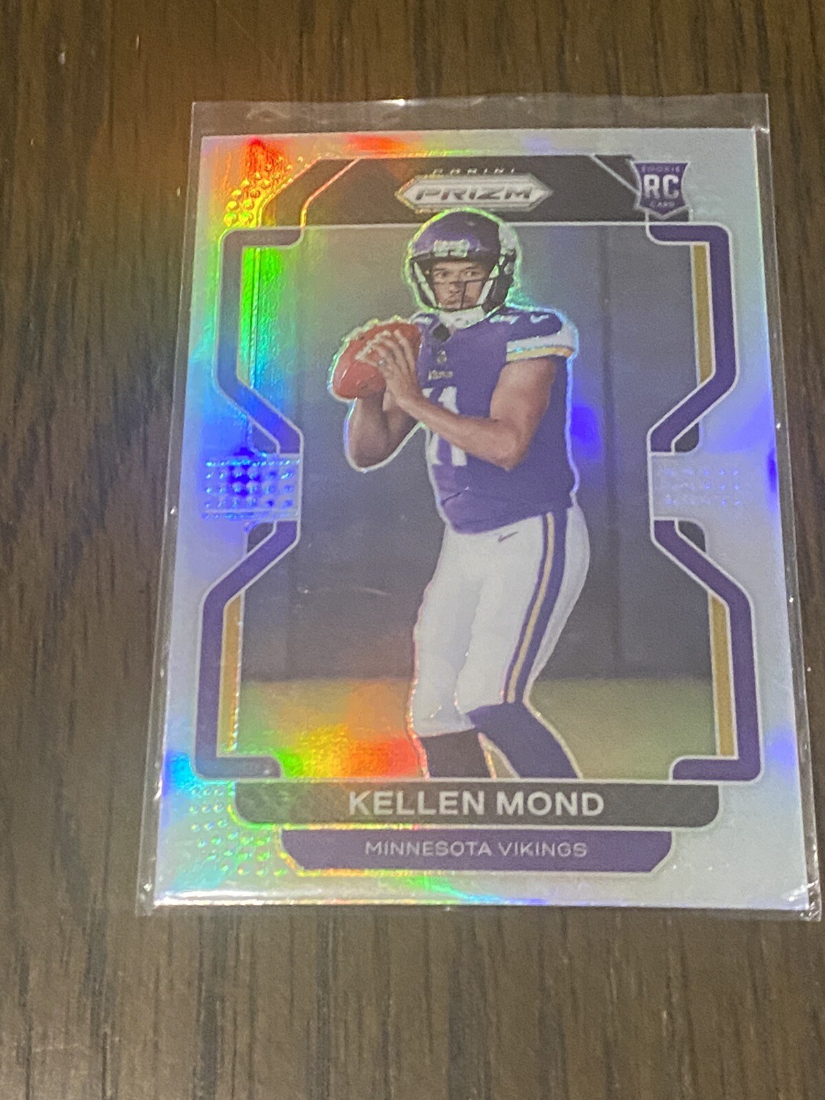 2021 Panini Prizm - Rookie Variation Silver Prizm #V-351 Kellen Mond (RC)