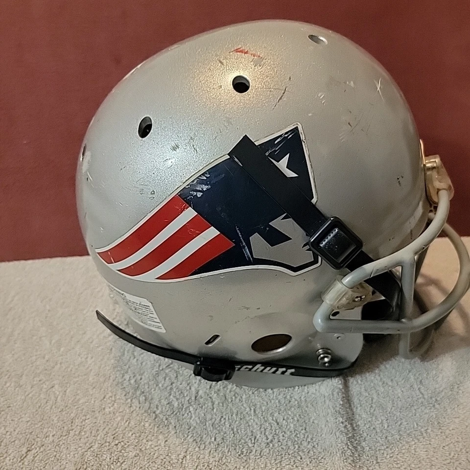 Casco de fútbol americano Schutt grande tamaño completo personalizado de los New England Patriots Foto 3 de 4