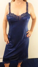 VANITY FAIR VTG BLUE SATINY NYLON MEGA-LACY STRETCH STRAPS FULL SLIP 36 38 VGVC