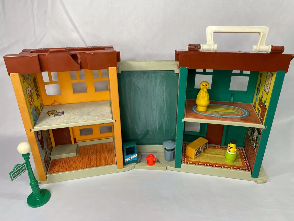 Vintage Fisher Price Sesame Street Play House Oscar Bert Big Bird