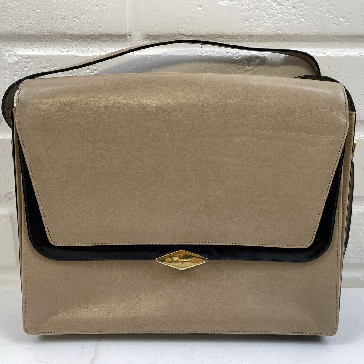 Vintage 80's Salvatore Ferragamo Firenze 7 Shoulder Bag Vintage 80's Salvatore Ferragamo Firenze 7 Shoulder Bag