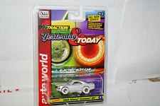 iWheels Auto World Xtraction 69 Chevy  Camaro SS HO Scale Electric Slot Car New