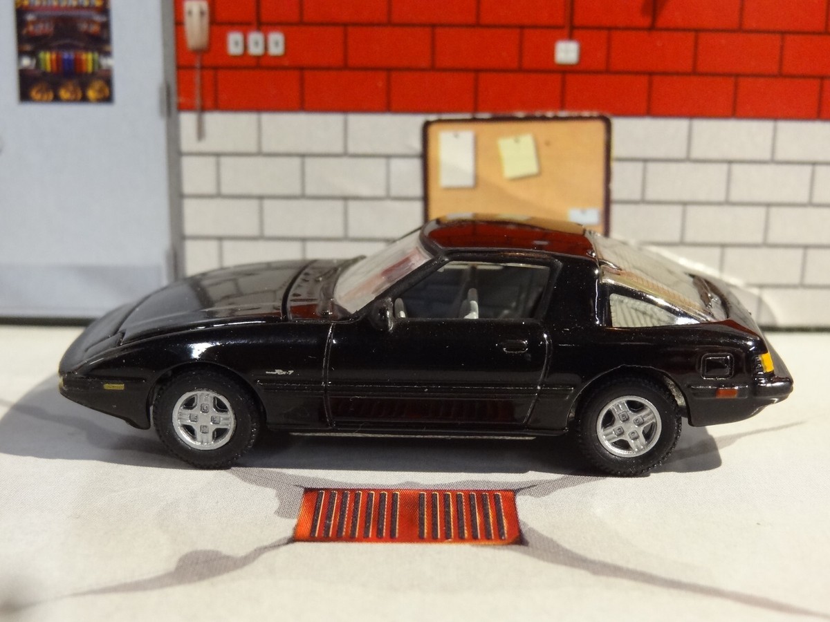 1ST GEN 1978-85 MAZDA SAVANNA RX-7 SPORTS COUPE 1/64 DIECAST