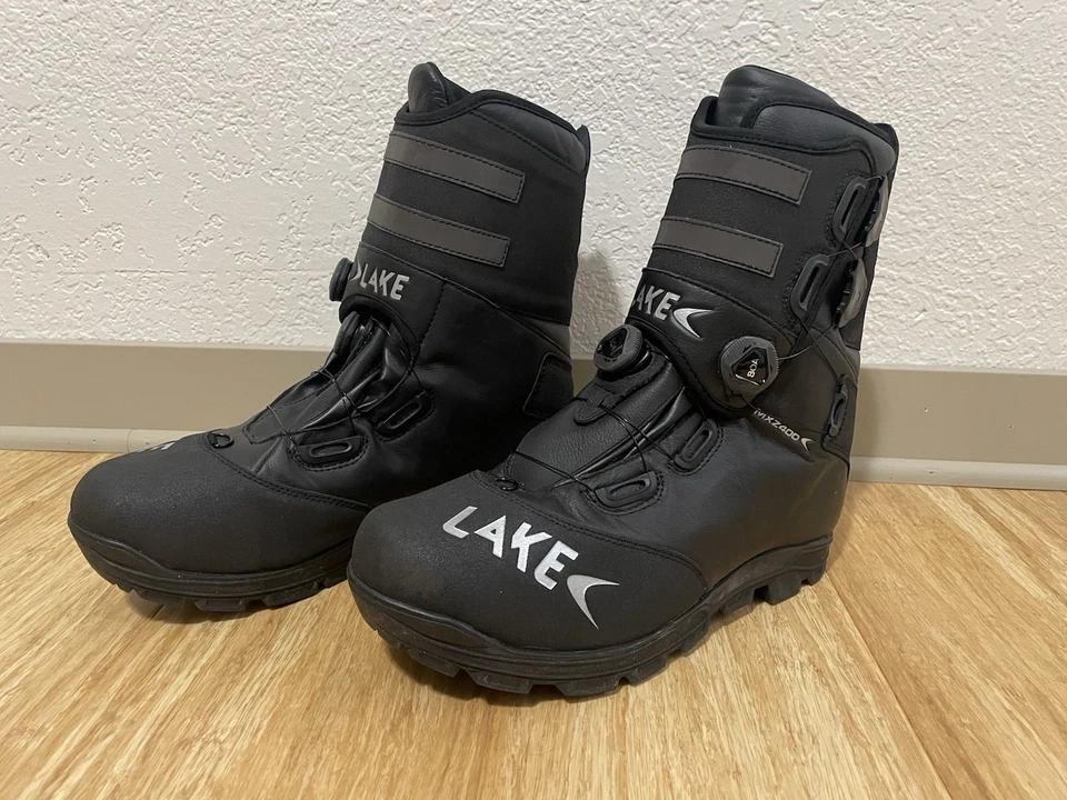Botas de Bicicleta de Invierno Lake MXZ400 - Nuevas - Talla EU 45 - Con Insertos de Taco Maniquí Foto 2 de 4