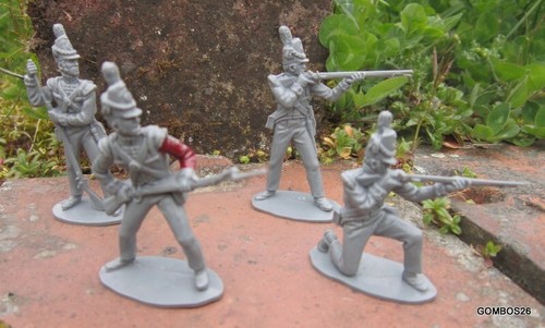 ANCIEN JOUET Figurine en plomb soldats Infanterie réf 726 EUR 18,00