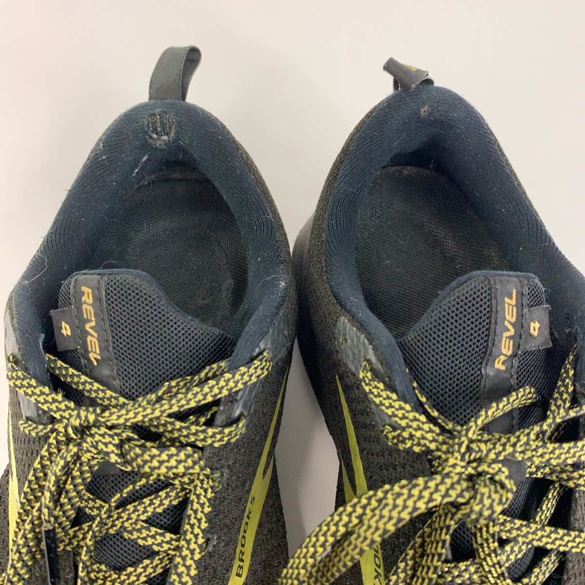 Brooks Revel 4 Running Shoes Mens 13 Black Gold Athletic Sneakers 1103471D054 Brooks Levitate 4 Black Gold Running Shoes | Mercari main image 4