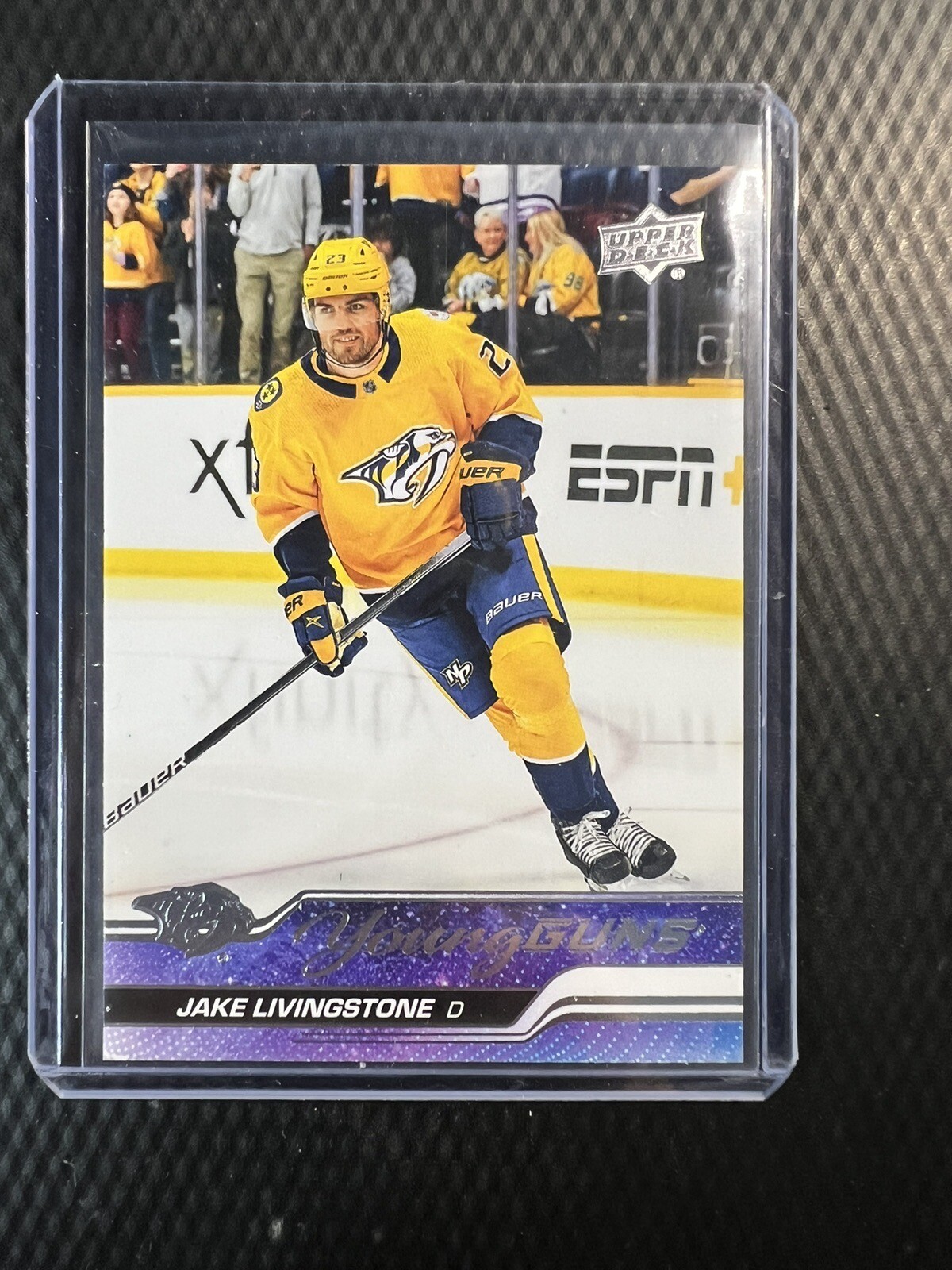 2023-24 Upper Deck Series 1 Young Guns Jake Livingstone #245 Rookie RC