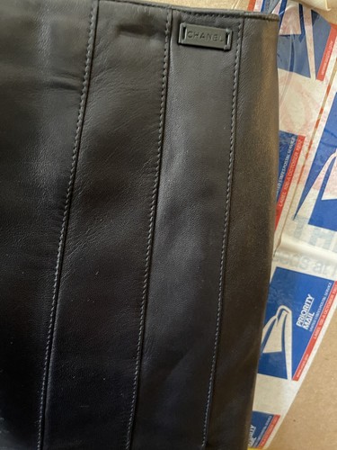 CHANEL 01P RUNWAY CHANEL LOGO-GORGEOUS CLASSIC BLACK LEATHER PLEATED SKIRT 40 - Picture 8 of 12