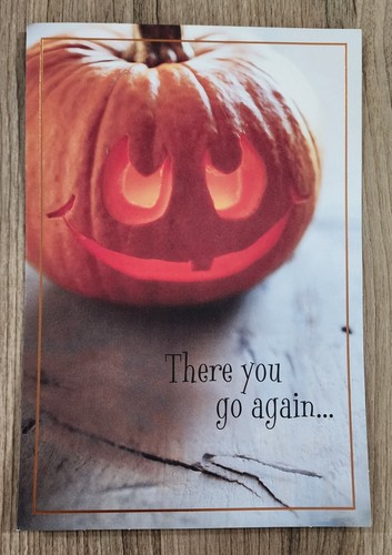 Brandneue Markenzeichen Halloween-Karte (viele Optionen zur Auswahl) Trick oder Leckerbissen - Bild 25 von 60