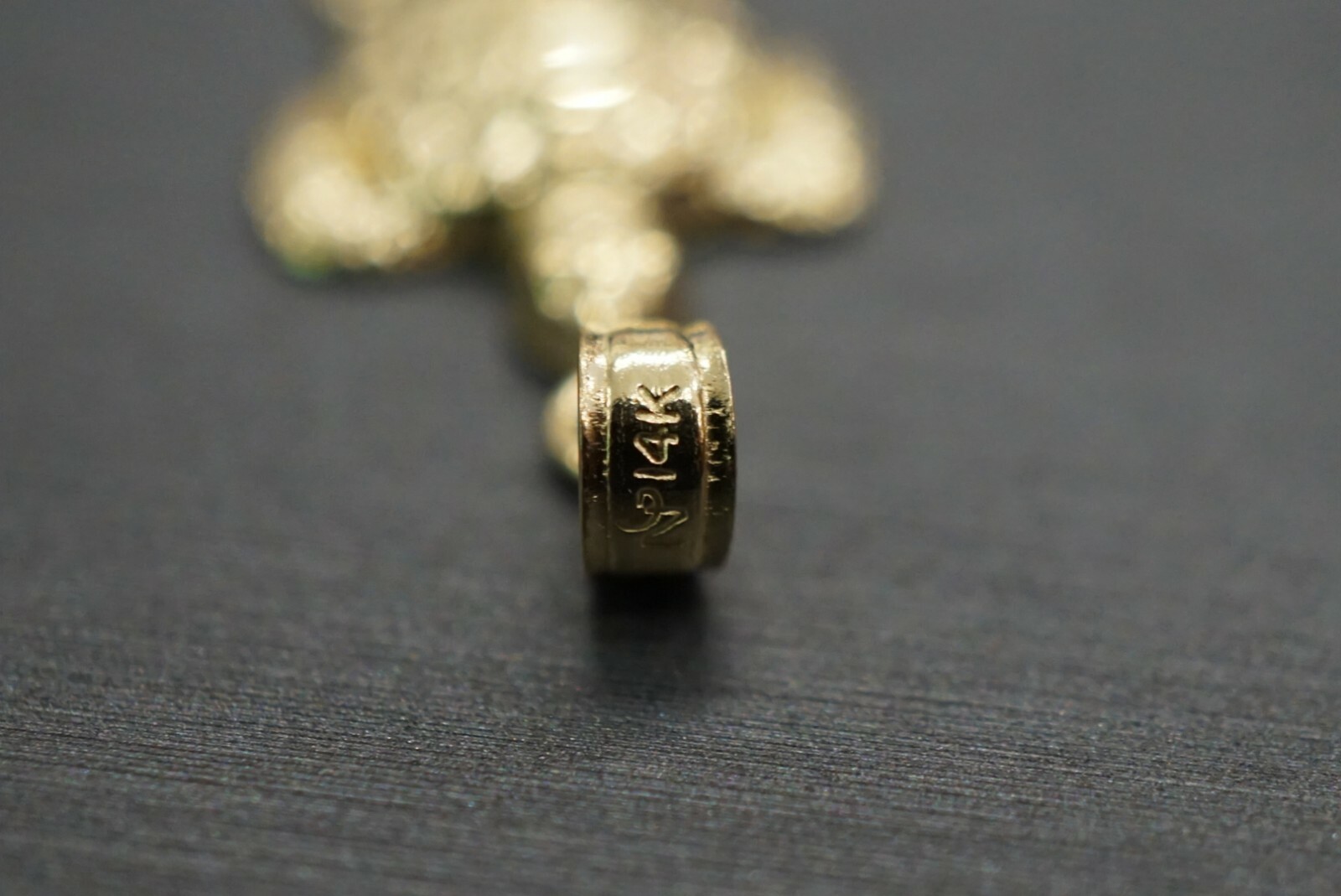 14K Solid Yellow Gold 0.8" Beautiful Diamond Cut Turtle Charm Pendant.