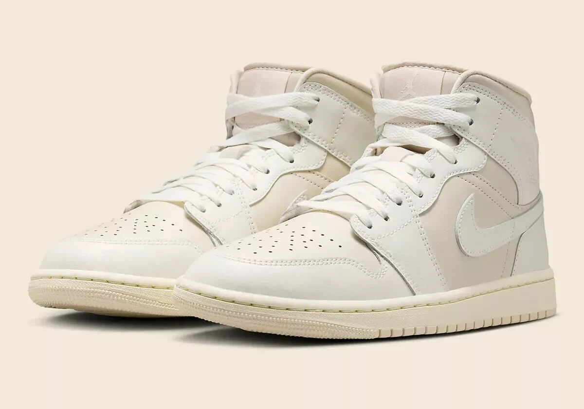 Air Jordan 1 Mid Women's Sz 10 Legend LT Brown/Sail-Muslin