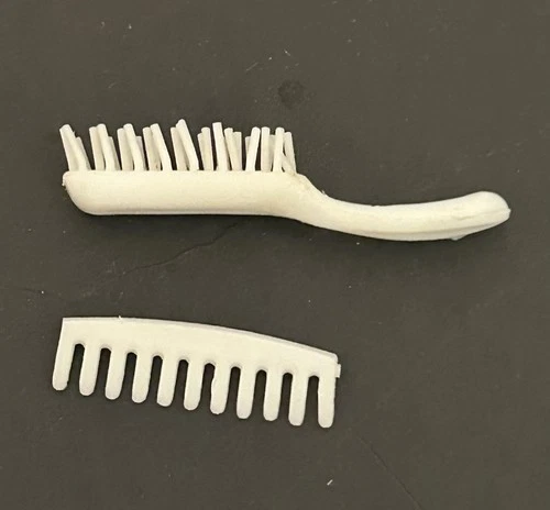 Vintage 1960s Barbie #950 Skipper White Brush Comb SET