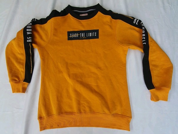 mustard yellow crewneck sweatshirt from Duke Stardust collection size 2XL