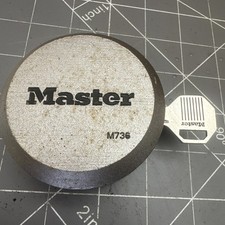 Master Lock hidden shackle padlock Hockey Puck M736