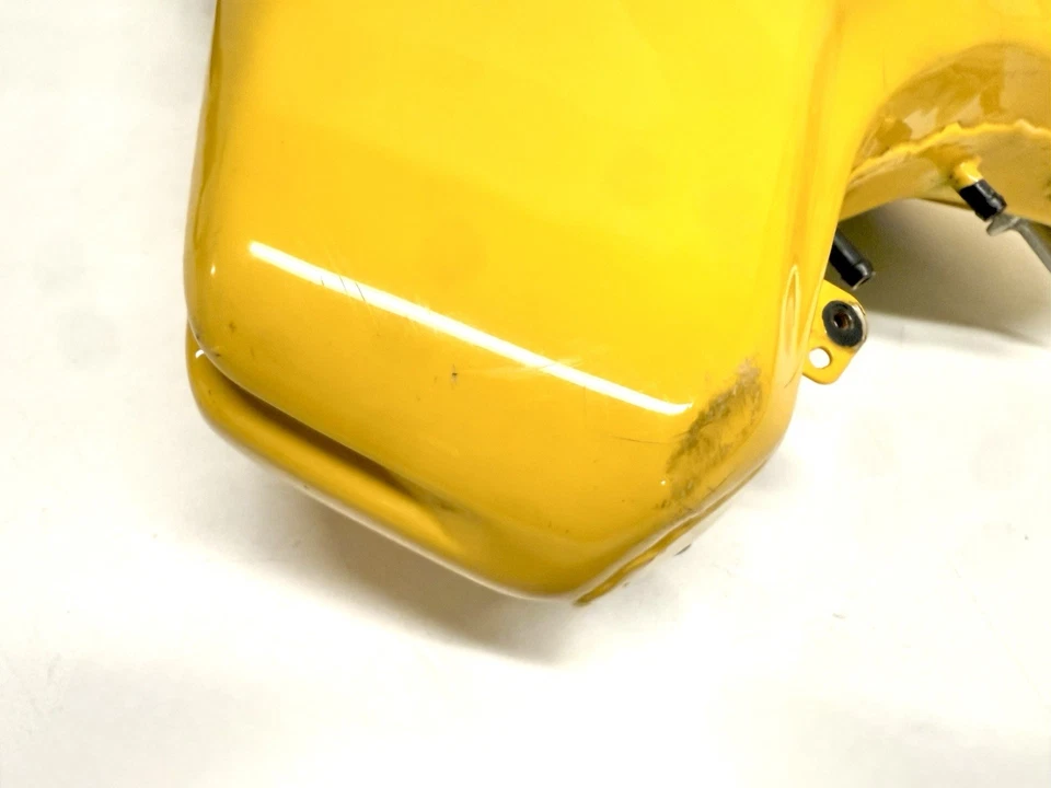 Original Ducati 749 999 OEM Gas Combustible Gasolina Tanque Amarillo 58610741A Necesita Pintura Foto 3 de 4