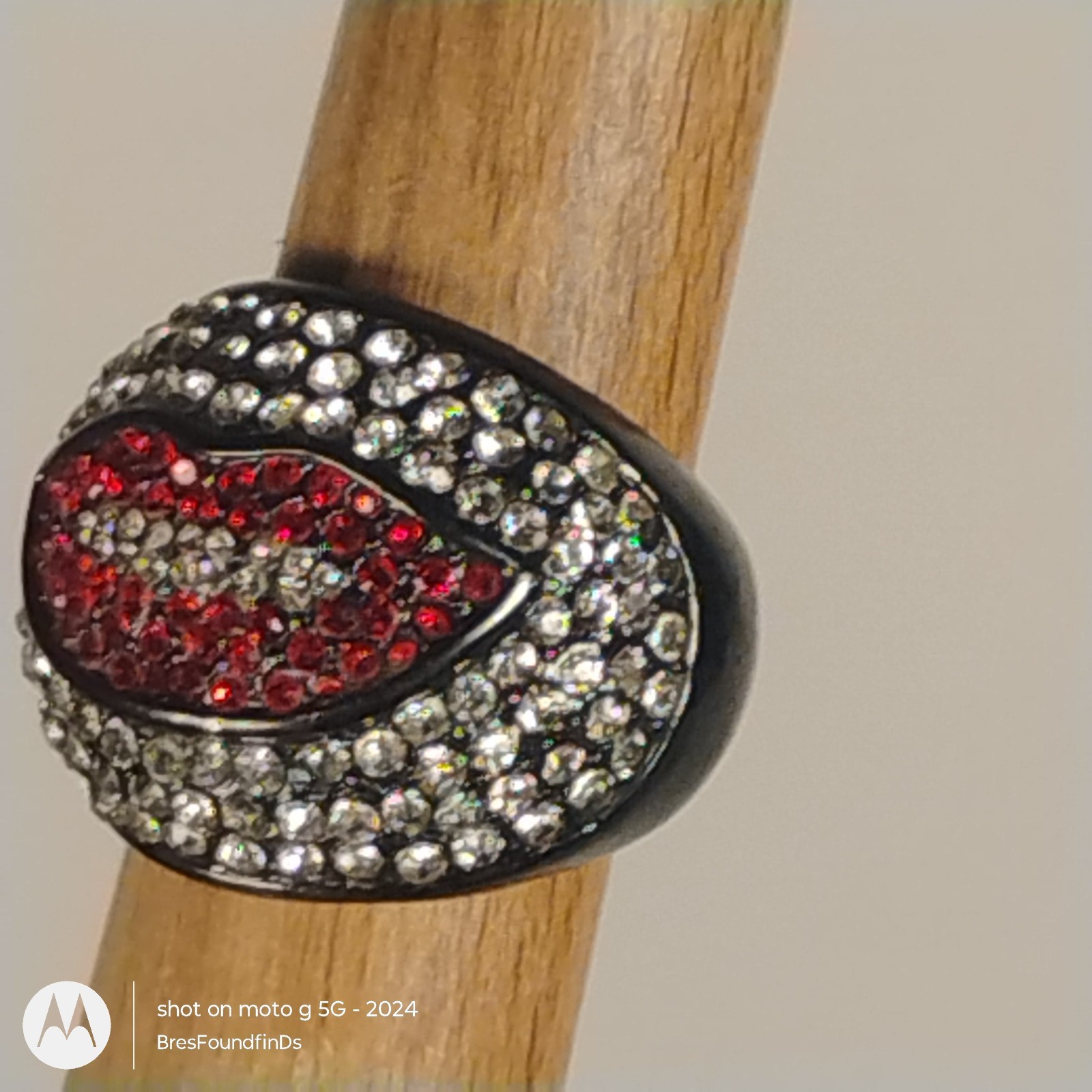 Rhinestone Lip Kiss Statement Ring Red Crystal He… - image 9