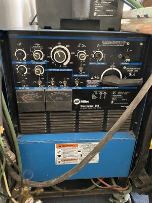 Miller Syncrowave 250 Welder
