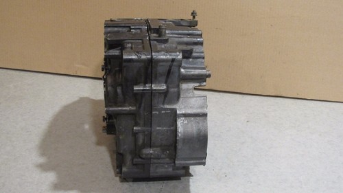 1990 1991 SUZUKI DR650S CRANKCASES CRANKCASE SET 11301-12832 - Picture 3 of 9