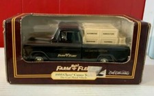 1995 Ertl Collectibles Blair's Farm Fleet 1955 Chevy Cameo Truck Bank