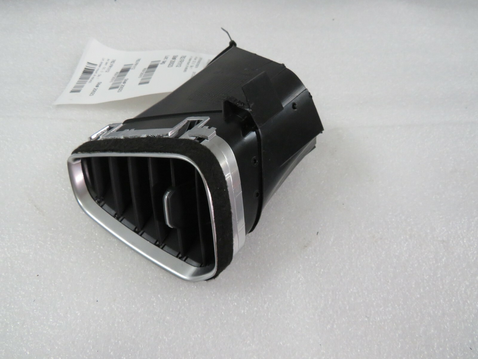 Ferrari 458 Italia LH, Left Dash Air Vent, Used, Damaged, P/N 81495400