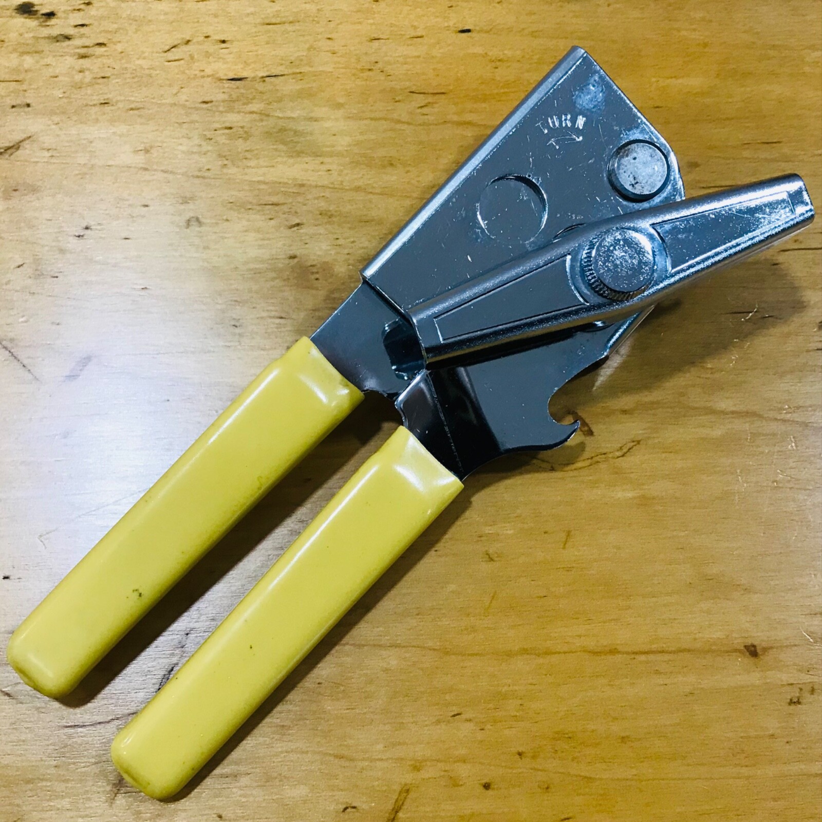 SwingAway Vintage Can Opener Manual HandHeld Yellow Handle USA eBay