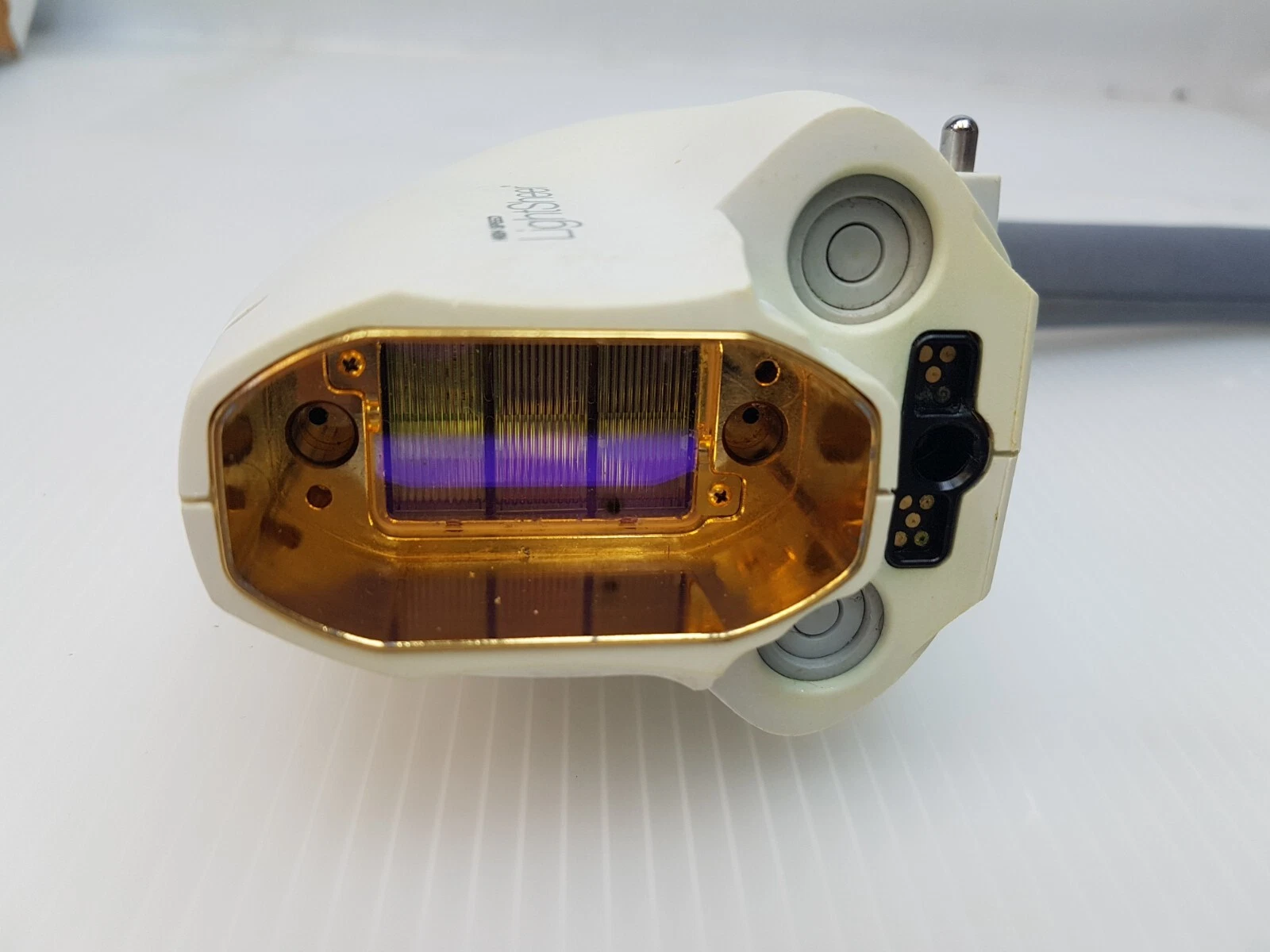 Laser aperture window of the Lumenis SA-10030710 handpiece